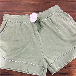 Green Stevie Shorts 2XL